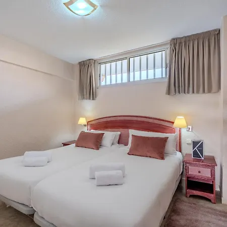 Obsidian Santa María Costa Adeje (Tenerife)